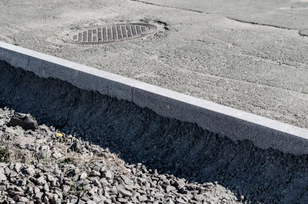 Cost of Sidewalk Curbing Repair in Indianapolis